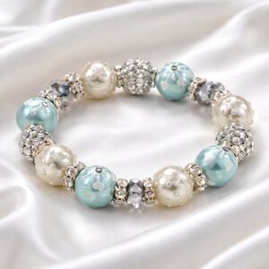 Kate & Macy Glass Bead Hand Painted Bracelet